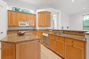 16300 Via Venetia E, Delray Beach, FL 33484, Sold 10/10/18