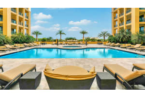 200 E Palmetto Park Rd, Boca Raton, FL 33432, Sold 10/05/18