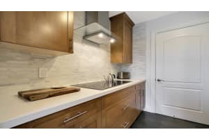 200 E Palmetto Park Rd, Boca Raton, FL 33432, Sold 10/05/18