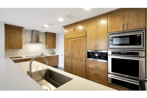 200 E Palmetto Park Rd, Boca Raton, FL 33432, Sold 10/05/18
