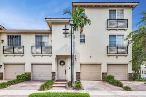 115 S Longport Cir #10e, Delray Beach, FL 33444, Sold 09/12/18
