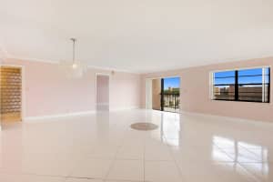 1301 NE 7th St, Hallandale Beach, FL 33009, Sold 11/06/18