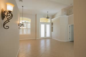 1808 Hazelwood Dr, Fort Pierce, FL 34982, Sold 09/20/18