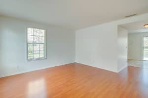 209 Old English Dr, Jupiter, FL 33458, Sold 09/28/18