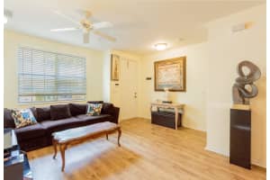 1020 E Longport Cir APT F2, Delray Beach, FL 33444, Sold 10/19/18