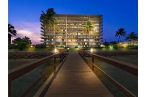 3040 Lake Shore Dr, Riviera Beach, FL 33404, Sold 12/04/18