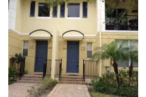 2866 S Oasis Dr, Boynton Beach, FL 33426, Sold 10/08/18