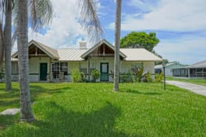77 SE Tioga Pl, Stuart, FL 34997, Sold 10/24/18