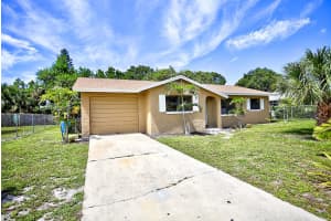 2806 Kingsley Dr, Fort Pierce, FL 34946, Sold 11/02/18