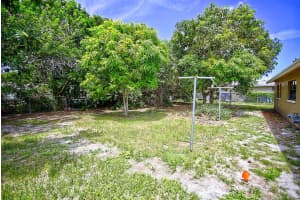 2806 Kingsley Dr, Fort Pierce, FL 34946, Sold 11/02/18