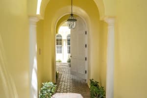 790 Andrews Ave APT F102, Delray Beach, FL 33483, Sold 10/19/18