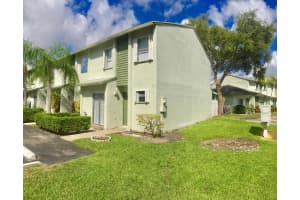 841 Crystal Lake Dr, Pompano Beach, FL 33064, Sold 09/28/18