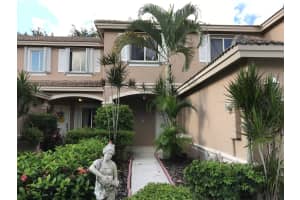 4771 Pinemore Ln, Lake Worth, FL 33463, Sold 09/28/18