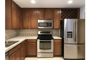 4771 Pinemore Ln, Lake Worth, FL 33463, Sold 09/28/18