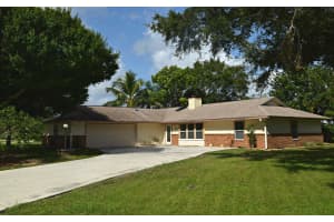 2905 SE Glasgow Dr, Stuart, FL 34997, Sold 09/20/18
