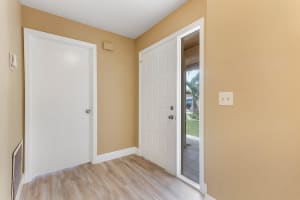 7952 Piper Ln, Lake Worth, FL 33463, Sold 10/26/18