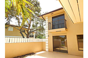 1482 N Lawnwood Cir #32a, Fort Pierce, FL 34950, Sold 09/05/18