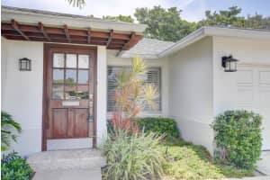 383 SW 5th Way, Boca Raton, FL 33432, Sold 09/25/18