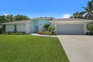 27 Harbour Dr S, Boynton Beach, FL 33435, Sold 04/04/19