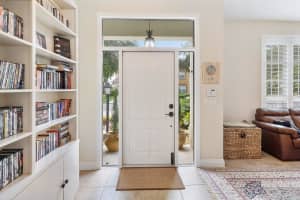 10240 Hunt Club Ln, Palm Beach Gardens, FL 33418, Sold 09/19/18