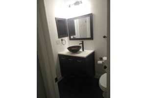 5530 N Lakewood Cir, Margate, FL 33063, Sold 11/29/18