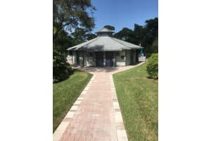 8420 SE Croft Cir, Hobe Sound, FL 33455, Sold 09/18/18