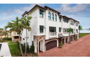 8 Windward Ln, Boynton Beach, FL 33435, Sold 08/30/19