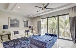 8 Windward Ln, Boynton Beach, FL 33435, Sold 08/30/19