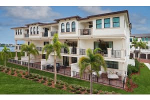 6 Windward Ln, Boynton Beach, FL 33435, Sold 09/30/19