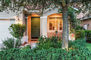 5903 SE Crooked Oak Ave, Hobe Sound, FL 33455, Sold 03/18/19