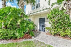 2601 Creekside Dr, Fort Pierce, FL 34981, Sold 08/31/18