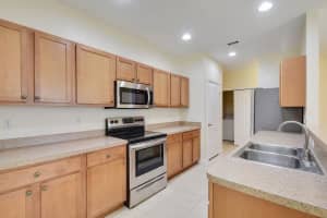 2601 Creekside Dr, Fort Pierce, FL 34981, Sold 08/31/18