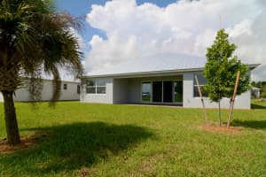 266 11th Square SW, Vero Beach, FL 32962, Sold 01/24/19