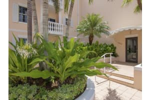 MLS# R10456448, Vero Beach, Florida 32963