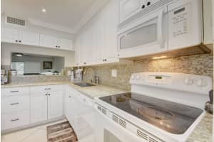 1600 Dover Rd, Delray Beach, FL 33445, Sold 10/02/18