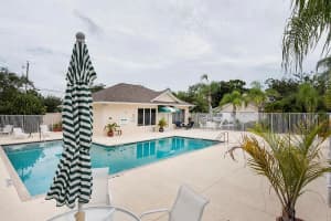 537 6th St, Vero Beach, FL 32962, Sold 10/10/18