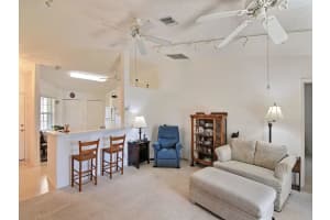 MLS# R10457376, Vero Beach, Florida 32960