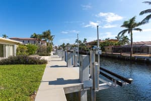 784 NE 70th St, Boca Raton, FL 33487, Sold 10/30/18