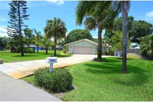 1980 1st St, Vero Beach, FL 32962, Sold 09/21/18