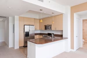 315 NE 3rd Ave, Fort Lauderdale, FL 33301, Sold 01/18/19