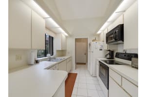 2775 Hawthorne Ln, West Palm Beach, FL 33409, Sold 03/22/19