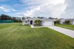 4635 Stephanie Ln SW, Vero Beach, FL 32968, Sold 12/27/18