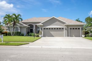 3786 9th Ln, Vero Beach, FL 32960, Sold 10/09/18
