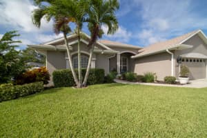 3786 9th Ln, Vero Beach, FL 32960, Sold 10/09/18