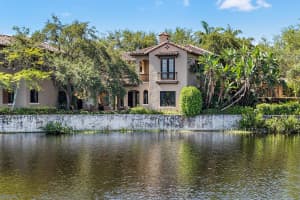 304 Villa Dr, Jupiter, FL 33477, Sold 06/10/19