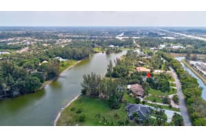 384 Westwood Cir W, West Palm Beach, FL 33411, Sold 04/17/19