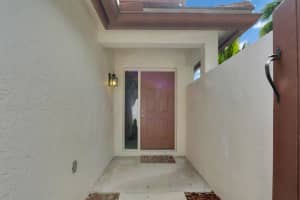 12724 Shoreline Dr, Wellington, FL 33414, Sold 10/25/18