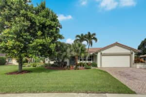2900 NW 23rd Ct, Boca Raton, FL 33431, Sold 09/28/18