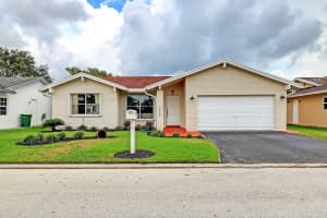 9420 NW 82nd St, Tamarac, FL 33321, Sold 10/19/18