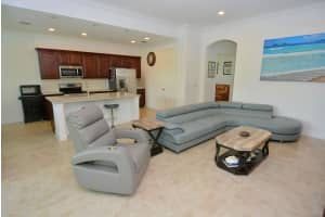 7419 Oakridge Pl, Vero Beach, FL 32966, Sold 08/09/19